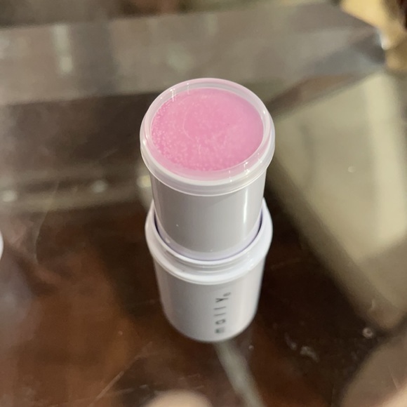 - Mally Beauty Perfect Prep Soothing Primer Stick New - Picture 2 of 3